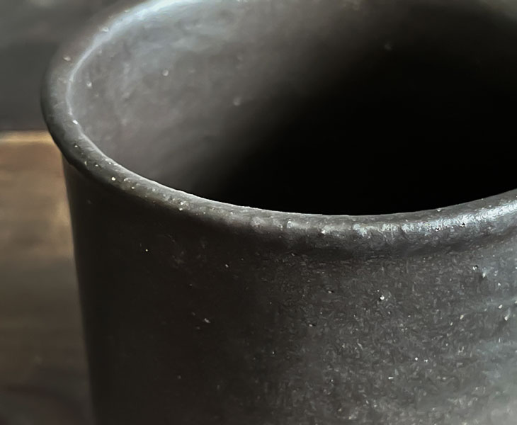 「長谷川哲也 コーヒーカップ 黒」スライダー画像